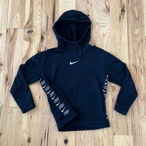 Nike women’s hoodie